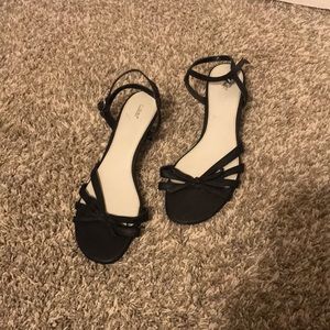 Size 9 Fioni two inch heals